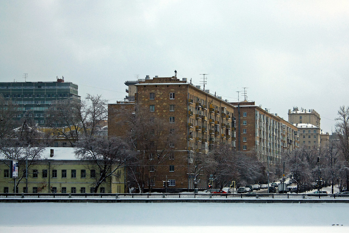 Moscow, Новодевичий проезд, 10