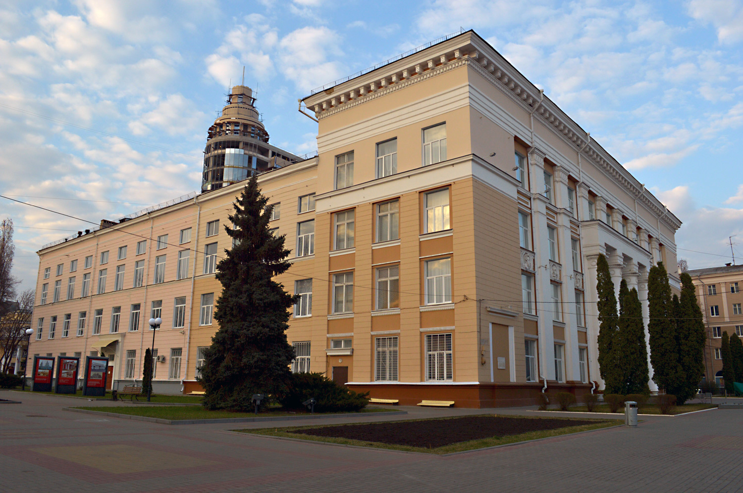 Voronezh, Площадь Ленина, 2