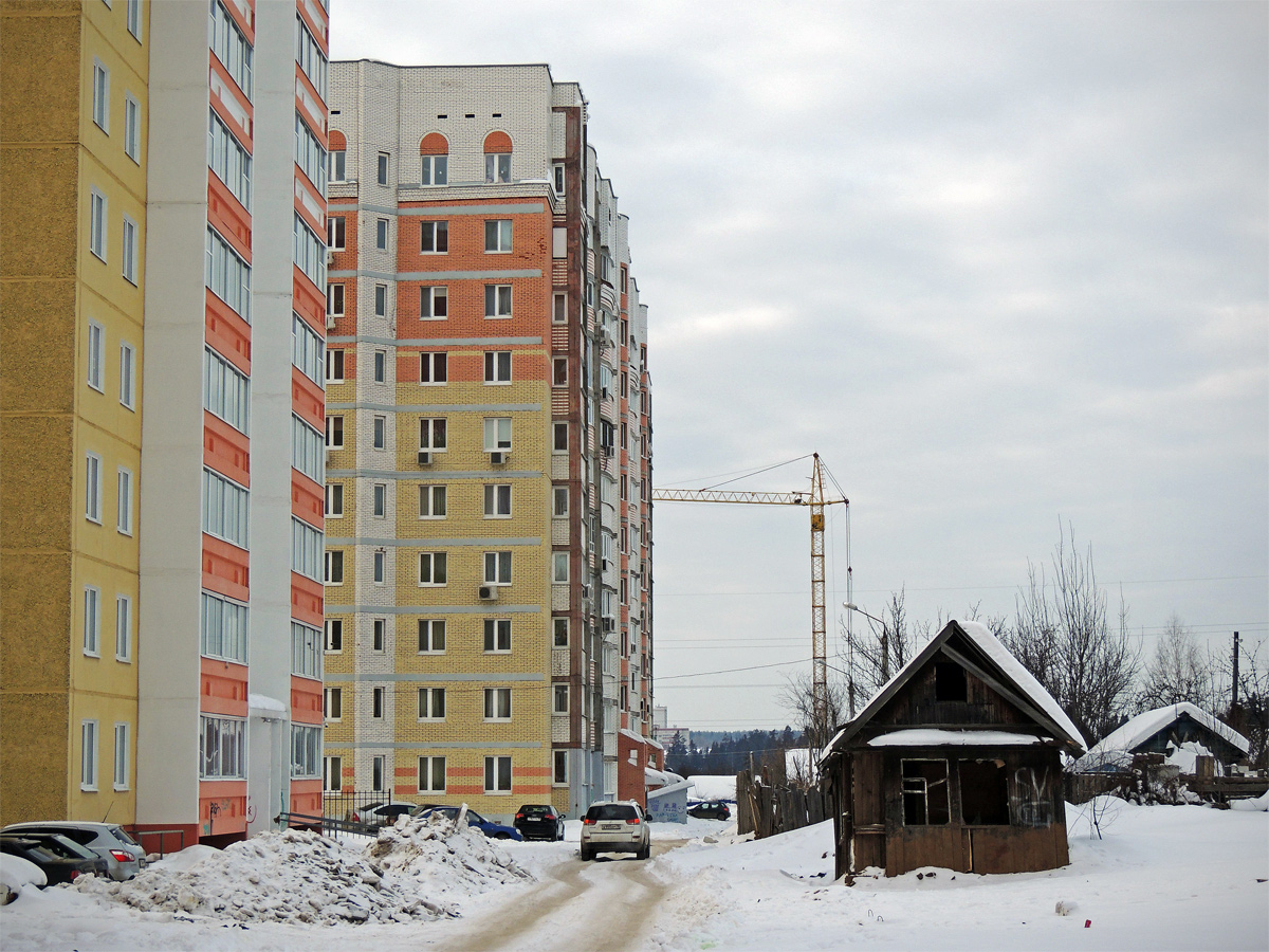 Ижевск, Улица Холмогорова, 61; Улица Холмогорова, 59