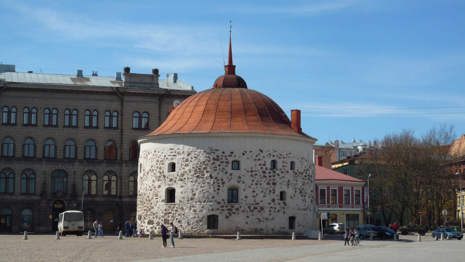 Vyborg, Рыночная площадь, 1