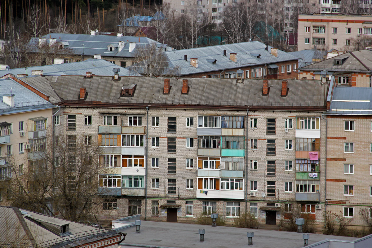 Kazan, Улица Ильича, 21 / Улица Лейтенанта Красикова, 8