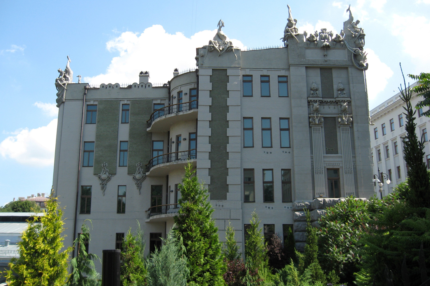 Киев, Банковая улица, 10