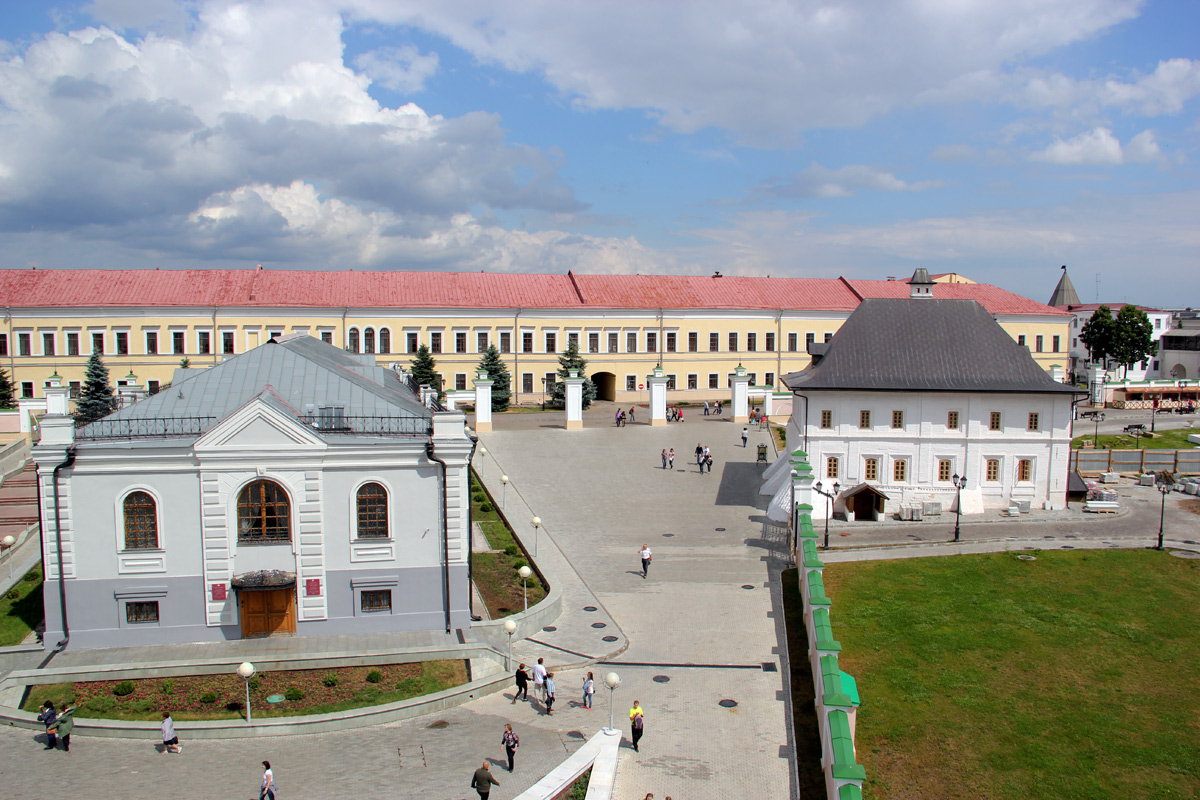 Казань, Кремль, 9; Кремль, 11