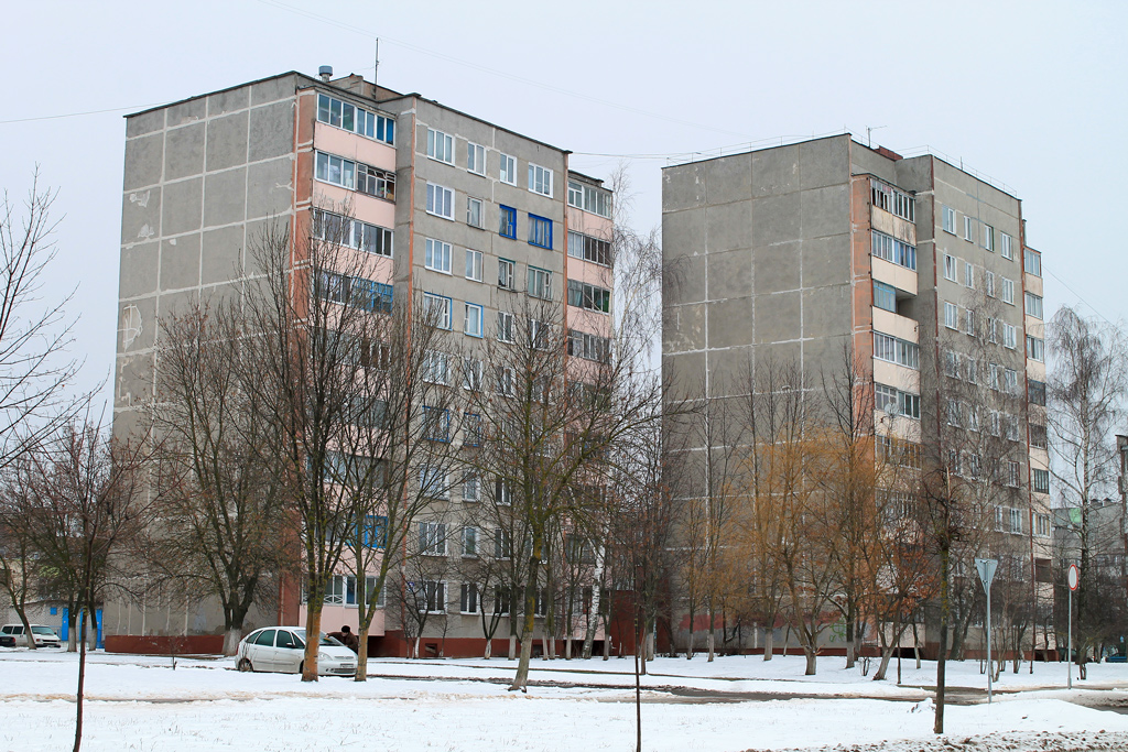 Молодечно, Улица Мира, 34; Улица Мира, 30