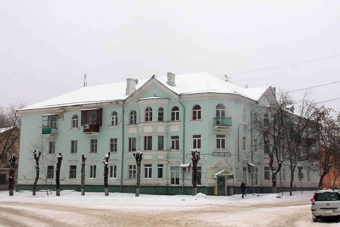 Фрязино, Центральная улица, 30