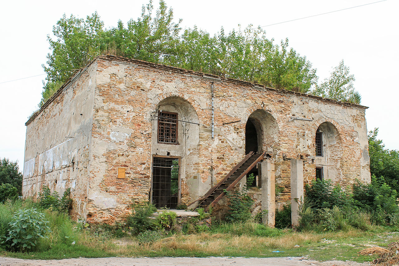 Острог, Улица Леси Украинки
