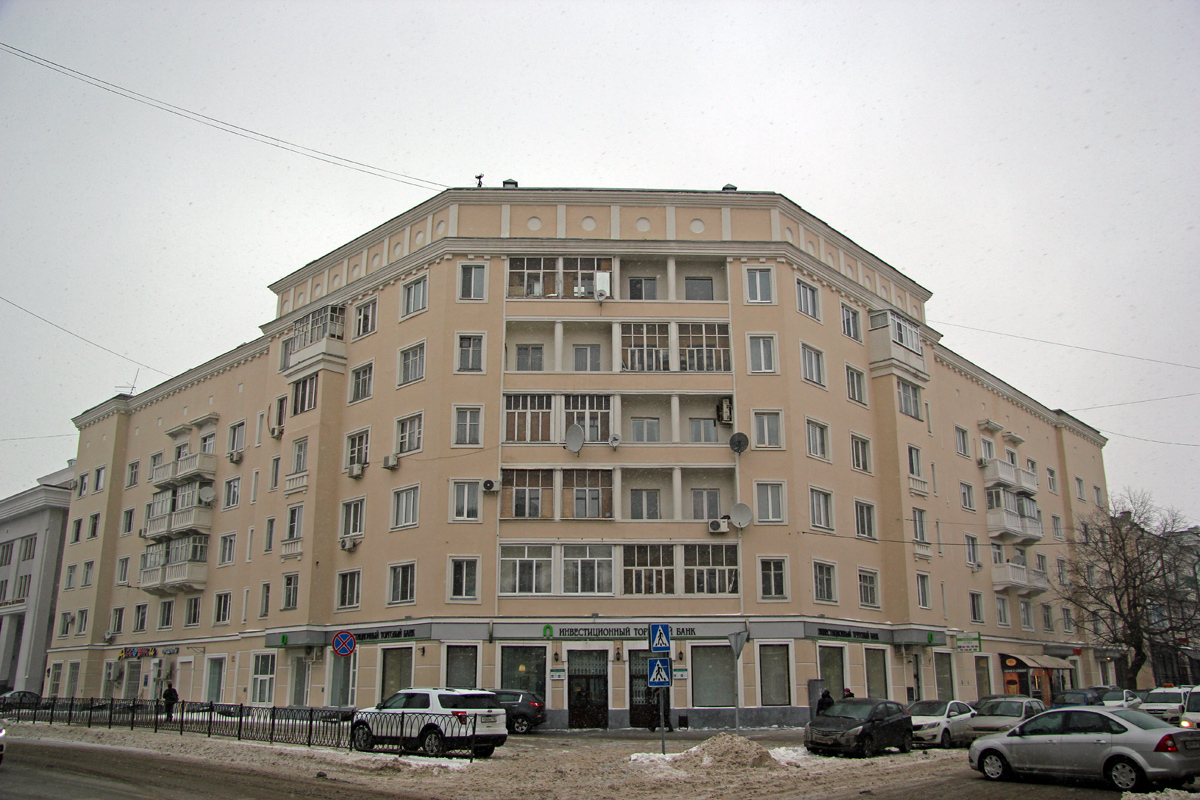 Казань, Улица Островского, 9 / Улица Кави Наджми, 3