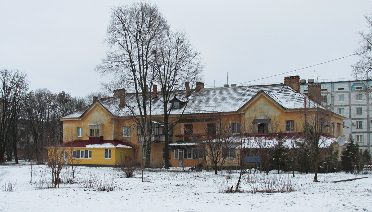 Полтава, Улица Комарницкого, 6