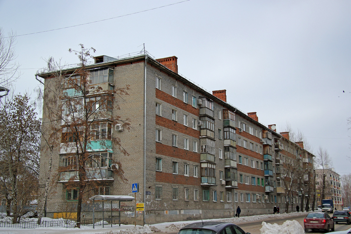 Казань, Улица Мазита Гафури, 4
