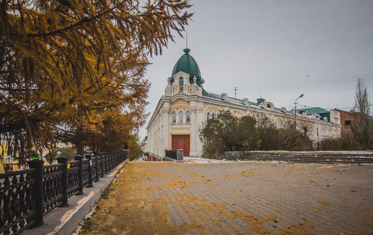 Омск, Улица Ленина, 12 / Улица Карла Либкнехта, 5