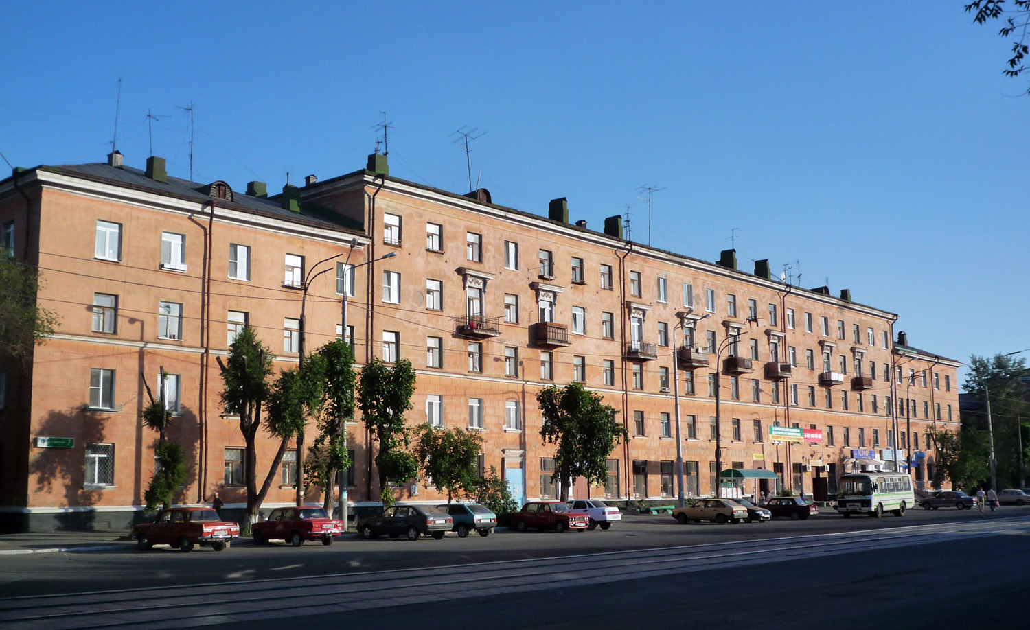 Новотроицк, Советская улица, 7
