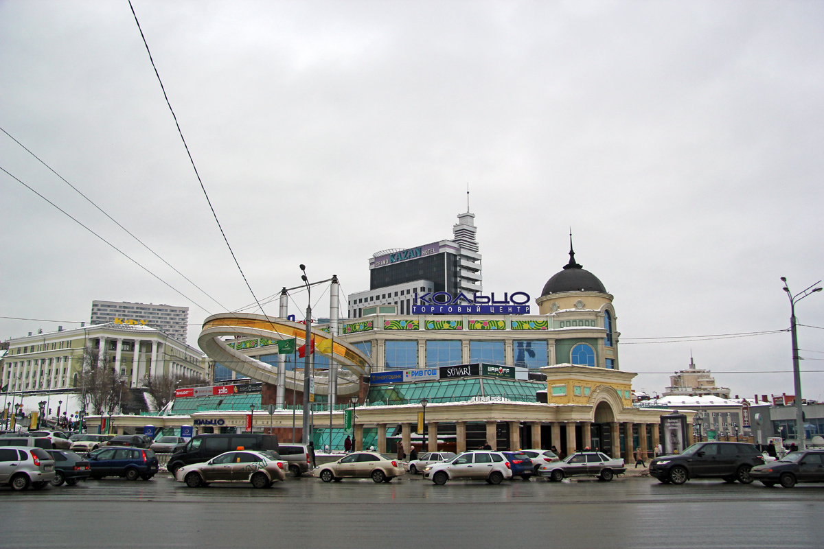 Казань, Петербургская улица, 1
