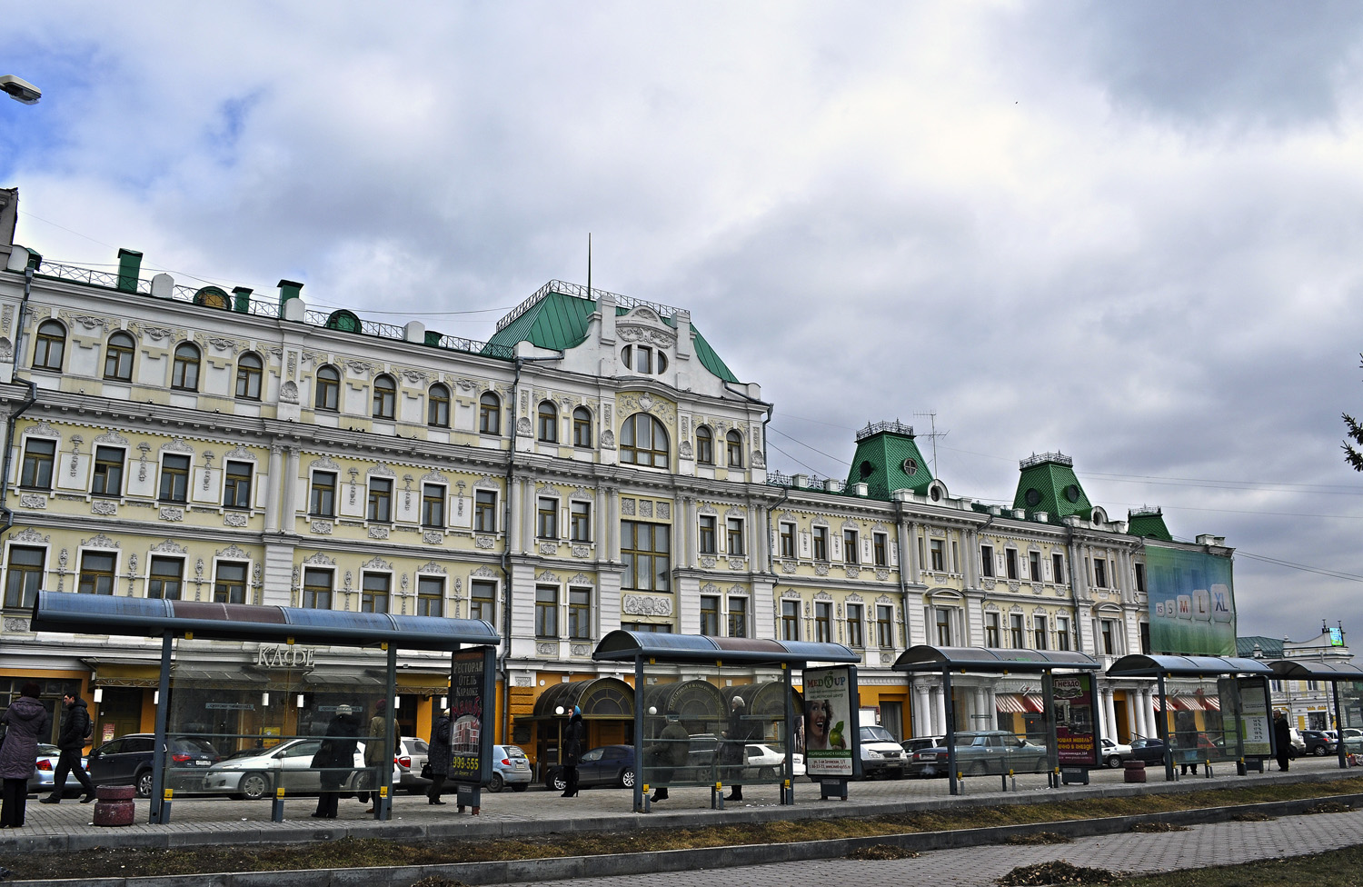 Омск, Партизанская улица, 2; Партизанская улица, 2/4; Партизанская улица, 4