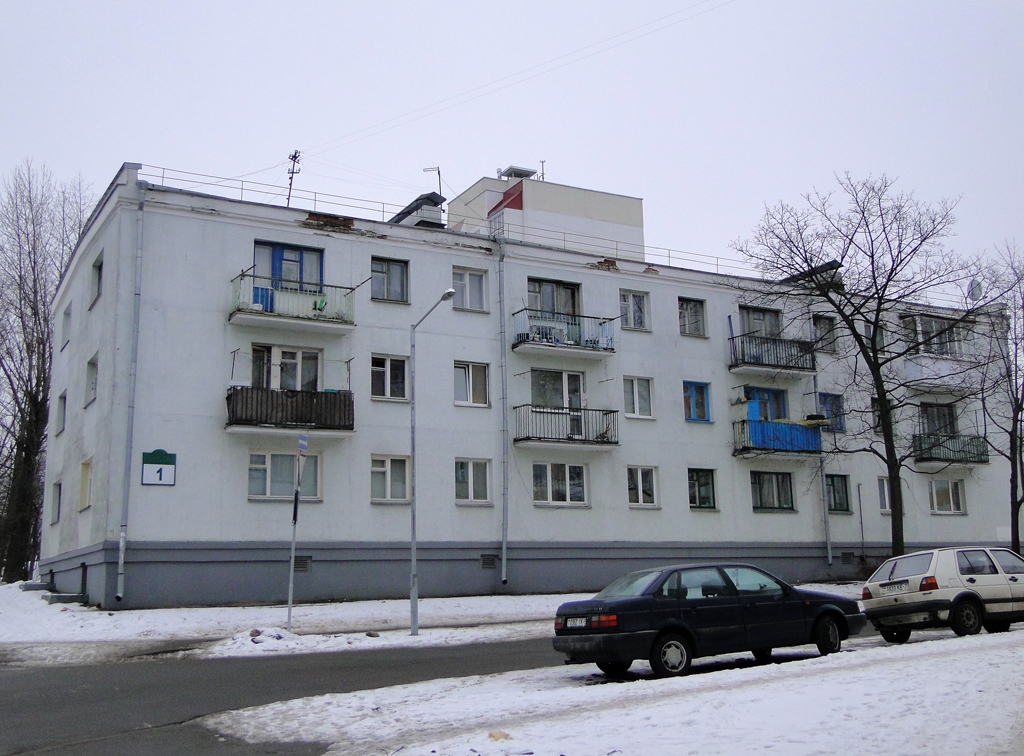 Минск, Улица Грекова, 1 / Улица Тухачевского, 30