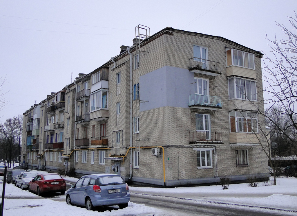 Минск, Улица Жилуновича, 33