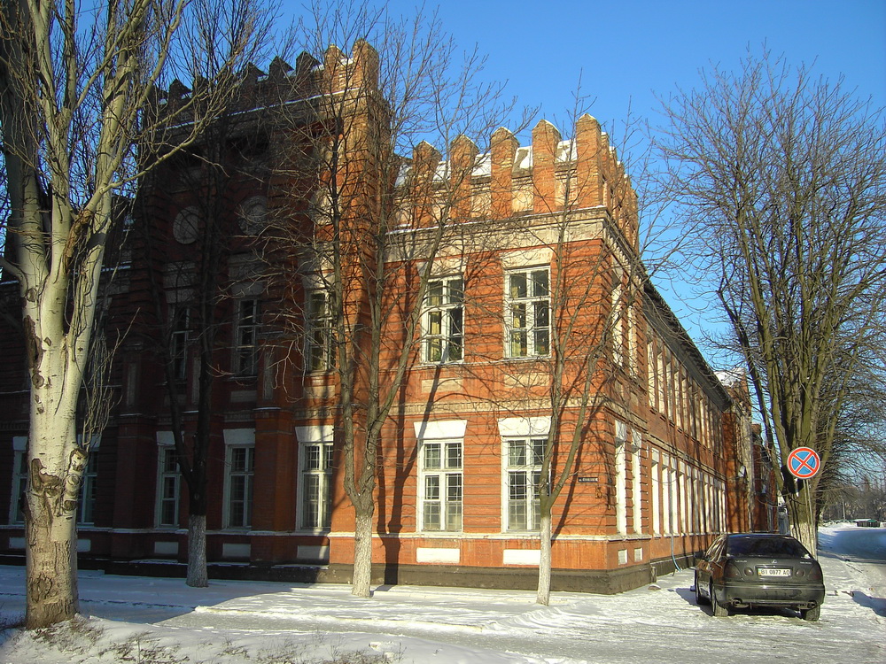 Кременчуг, Улица Врача Богаевского, 4 / Троицкая улица, 104