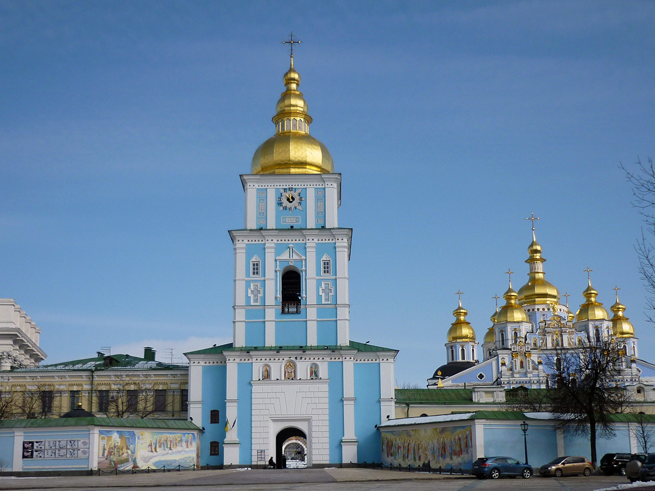 Киев, Трёхсвятительская улица, 6