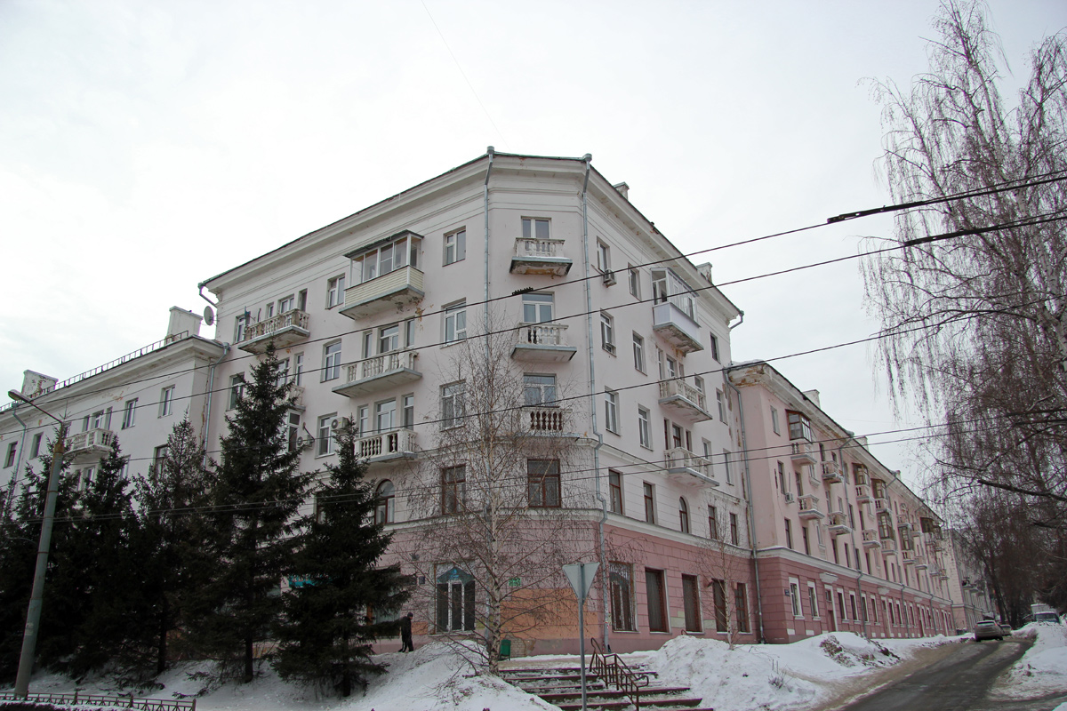 Kasan, Улица Степана Халтурина, 11 / Улица Шульгина, 10