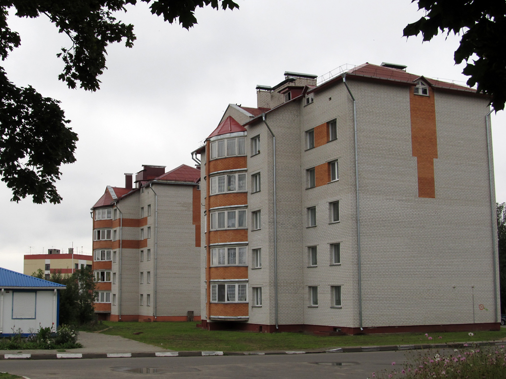Vejno, Пионерская улица, 1; Пионерская улица, 3