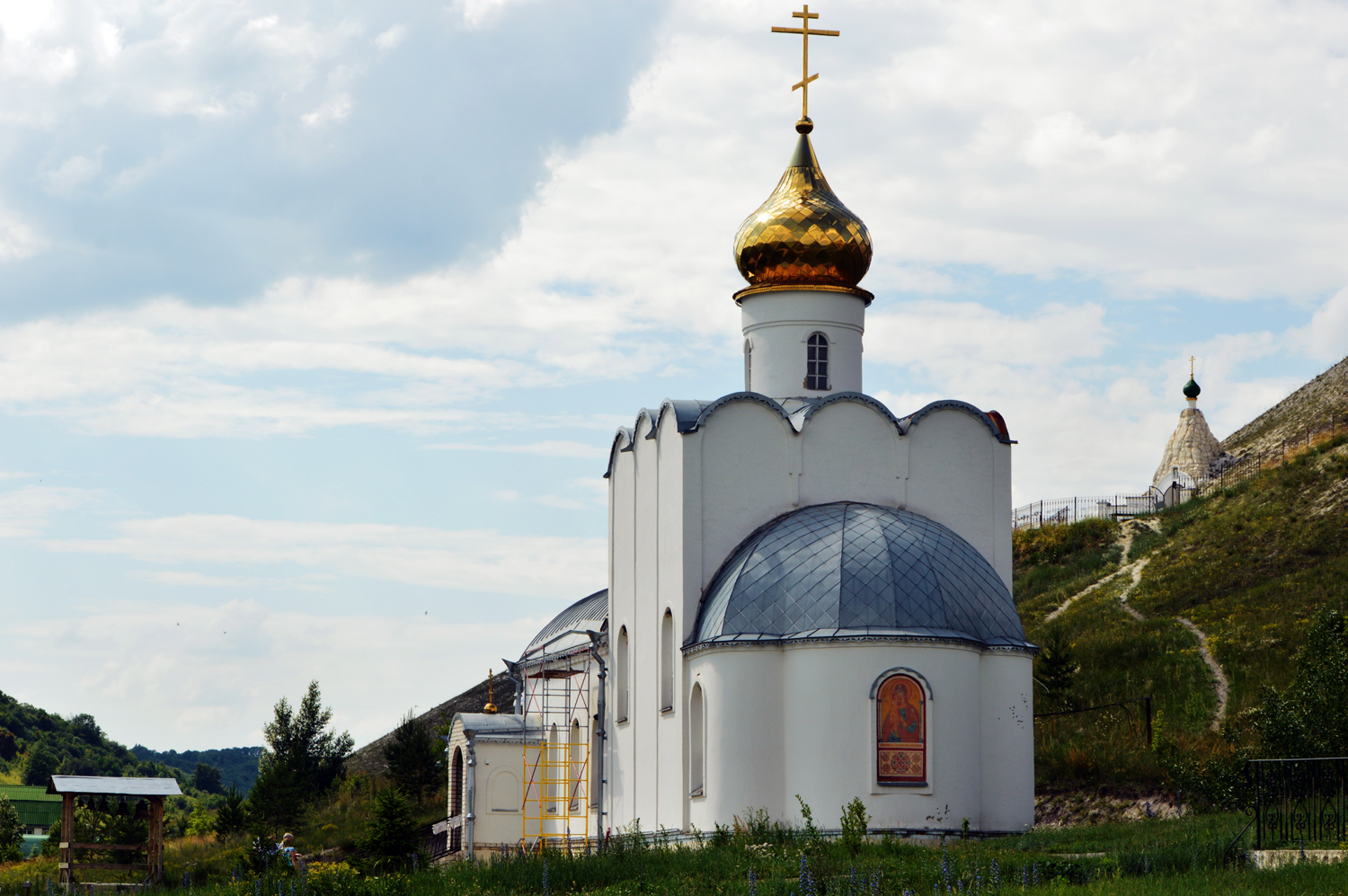 Подгоренский район, прочие н.п., с. Костомарово, Монастырская улица, 3