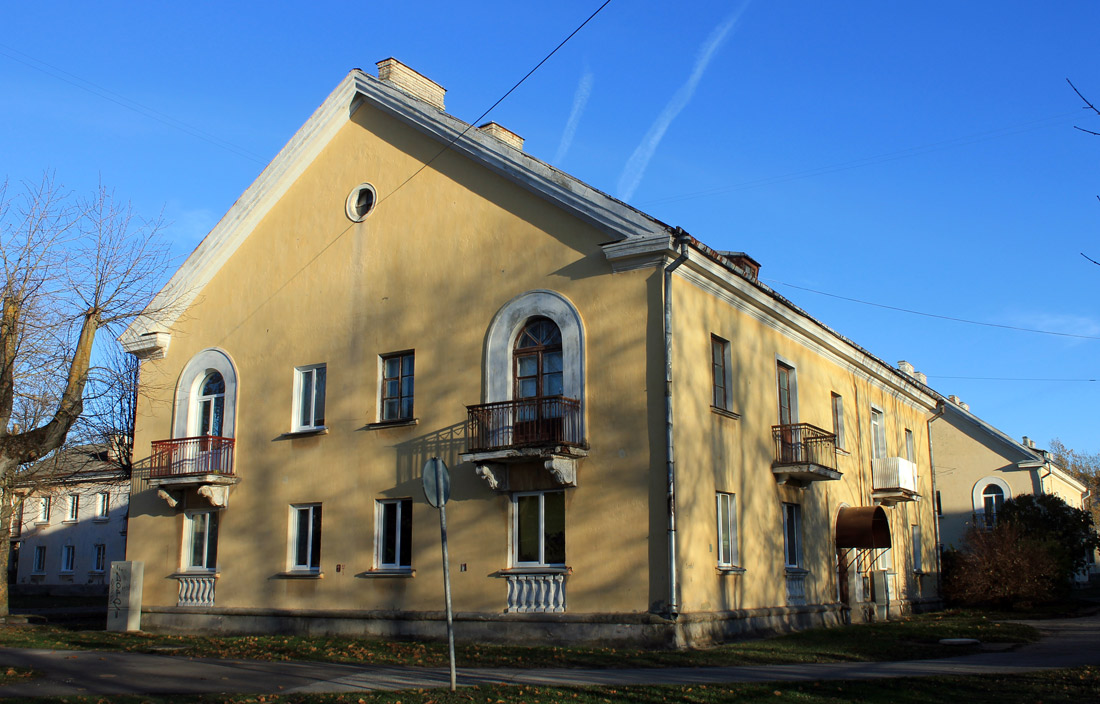 Sillamäe, Valeri Tškalovi, 4