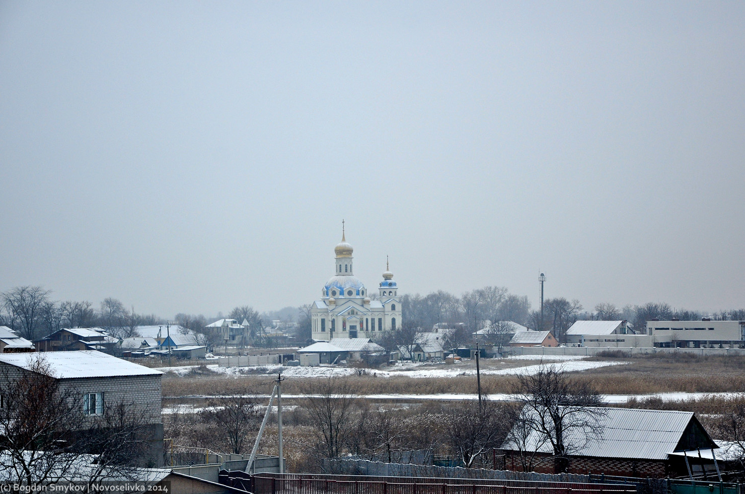 Новомосковский район, прочие н.п., с. Новосёловка, Школьная улица, 32А