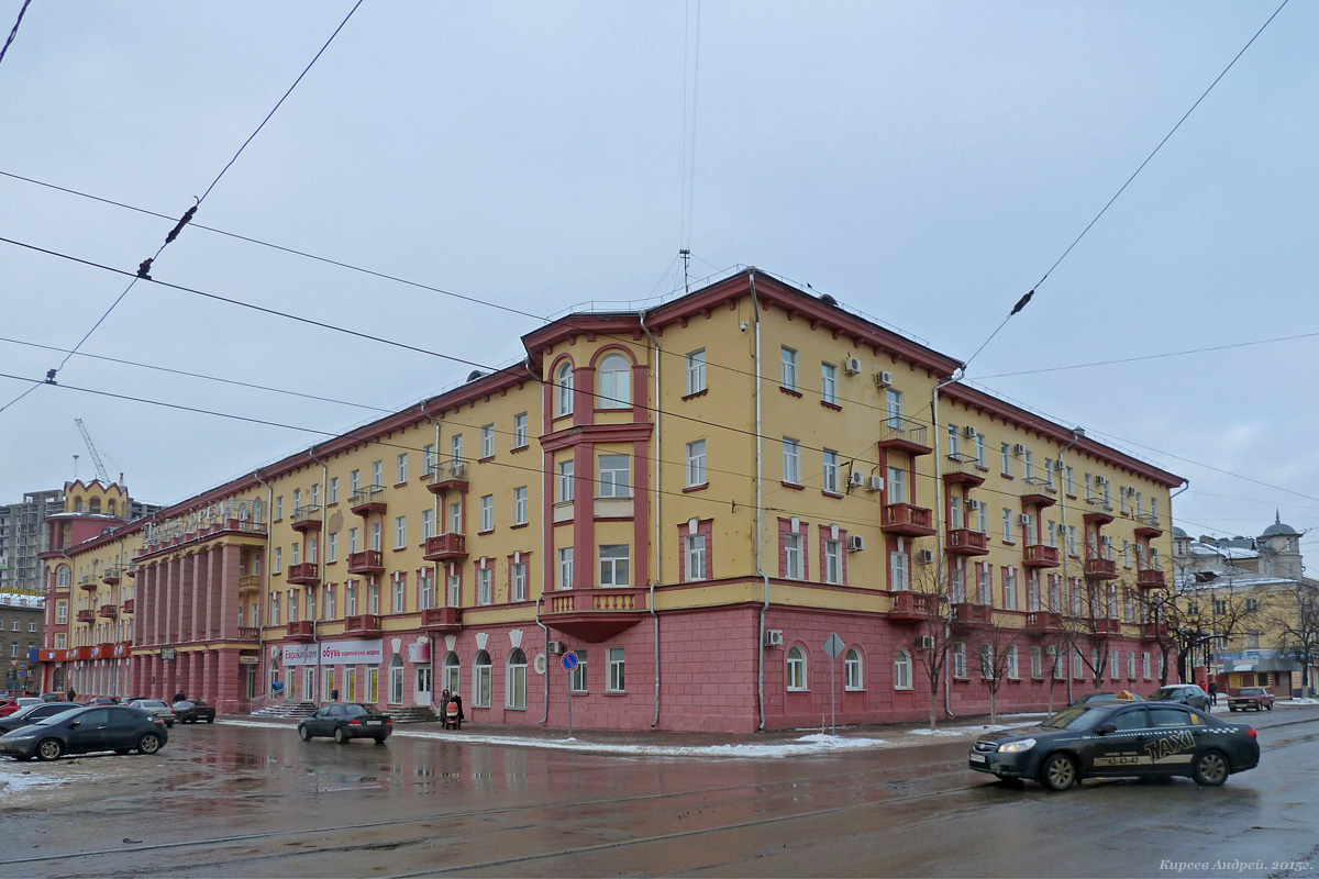 Орёл, Площадь Мира, 4