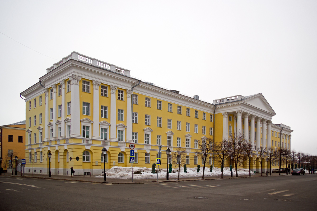 Kaasan, Кремлёвская улица, 29 / Улица Лобачевского, 1
