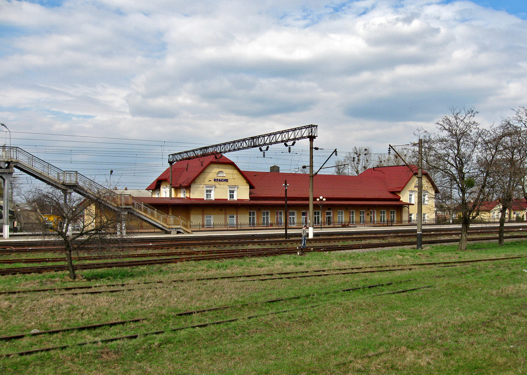 Krasne, Привокзальная улица, 10