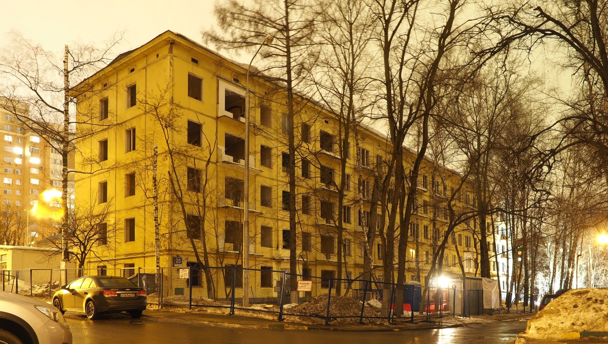 Москва, Улица Марии Ульяновой, 25