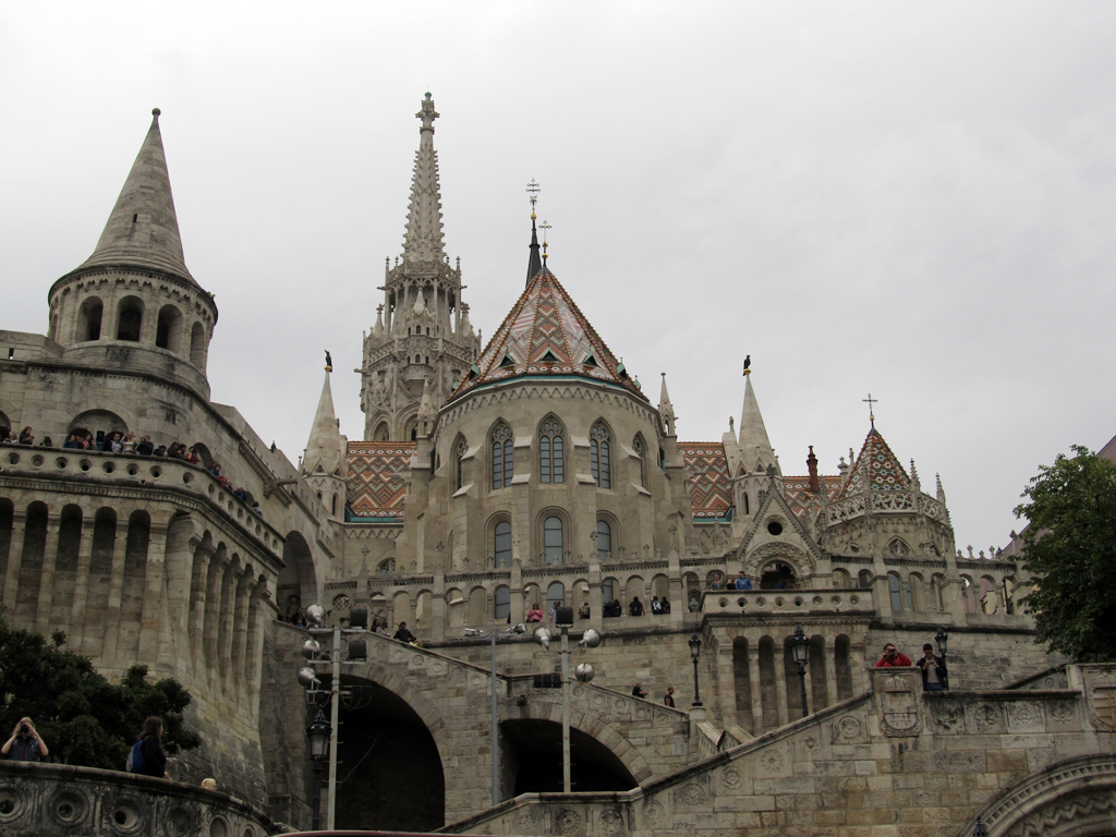 Будапешт, Szentháromság tér, 5; Szentháromság tér, 2