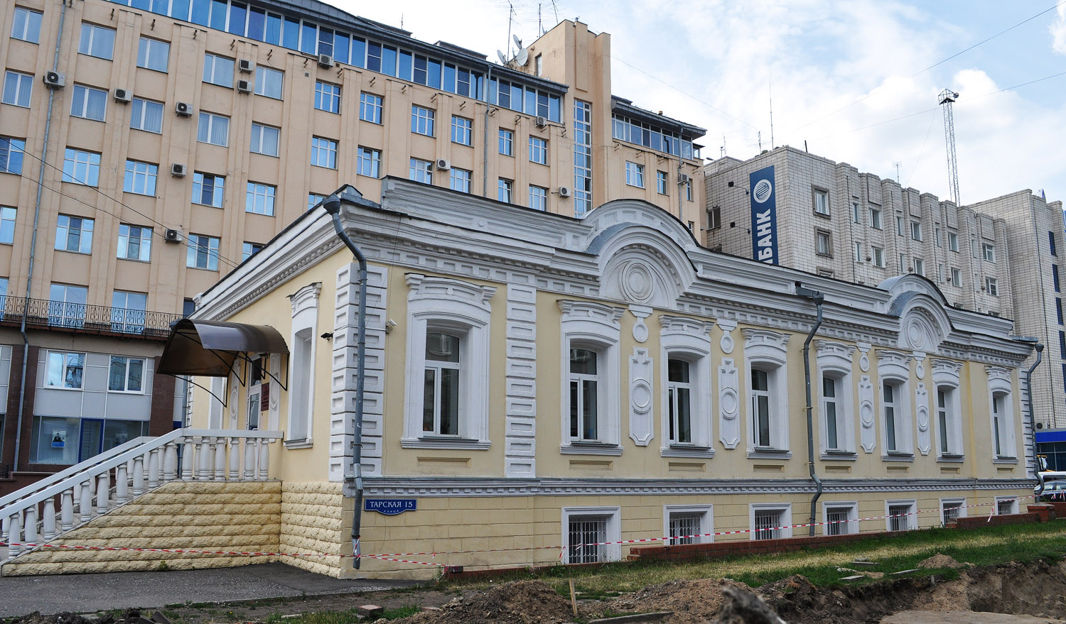 Омск, Тарская улица, 15