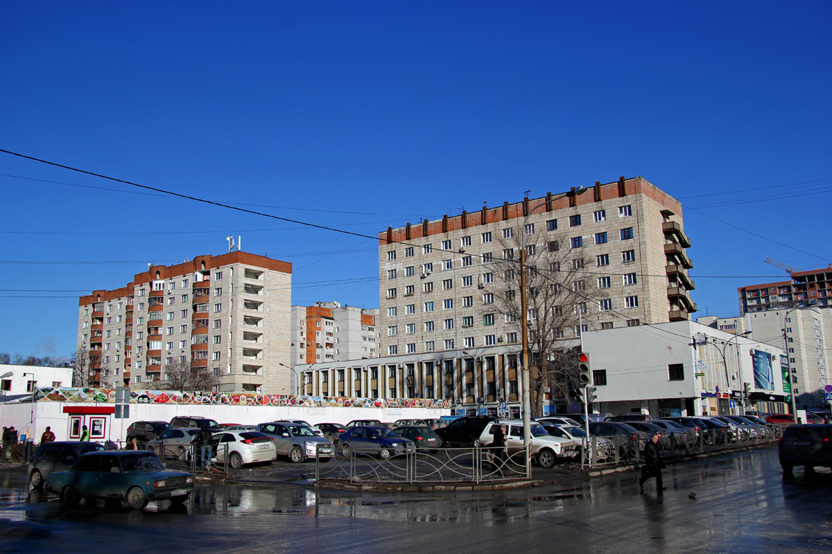 Казань, Улица Чехова, 3-7; Улица Чехова, 9