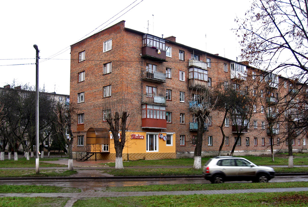 Червоноград, Проспект Тараса Шевченко, 9
