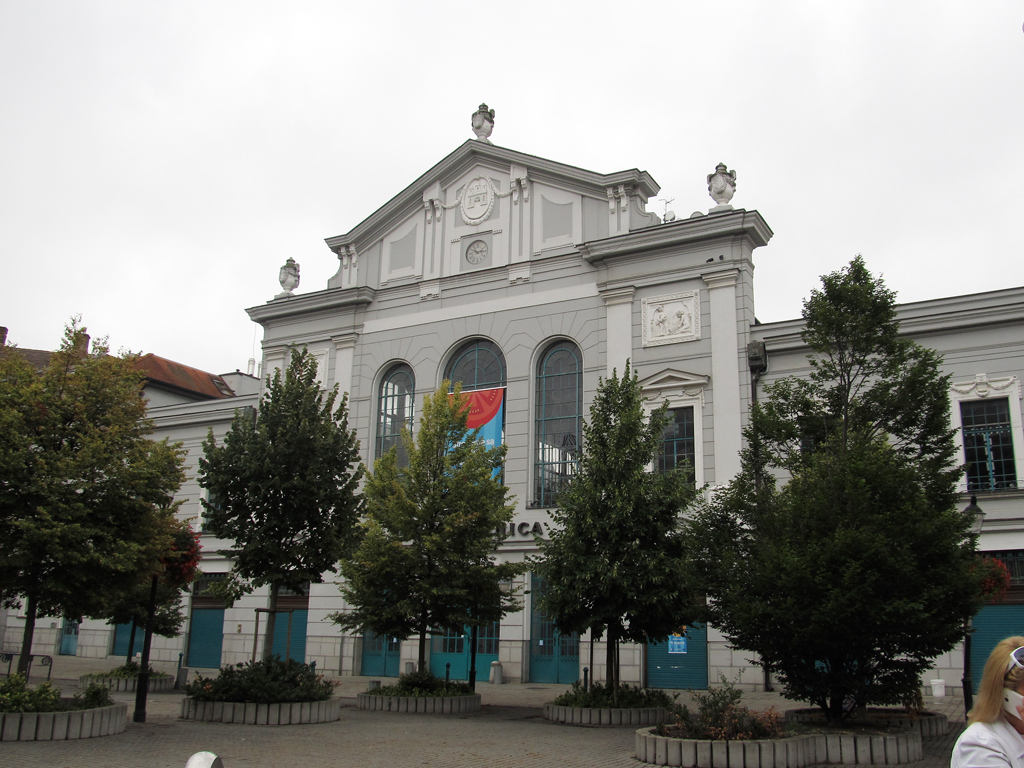 Братислава, Námestie SNP, 26 / Klobučnícka ulica / Nedbalova ulica