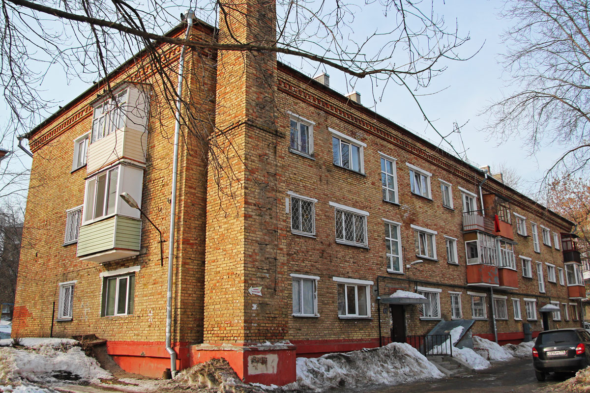 Kasan, Улица Академика Губкина, 42