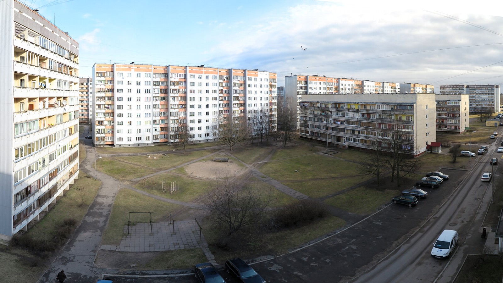 Рига, Dzeņu iela, 4; Dzeņu iela, 6; Dzeņu iela, 2