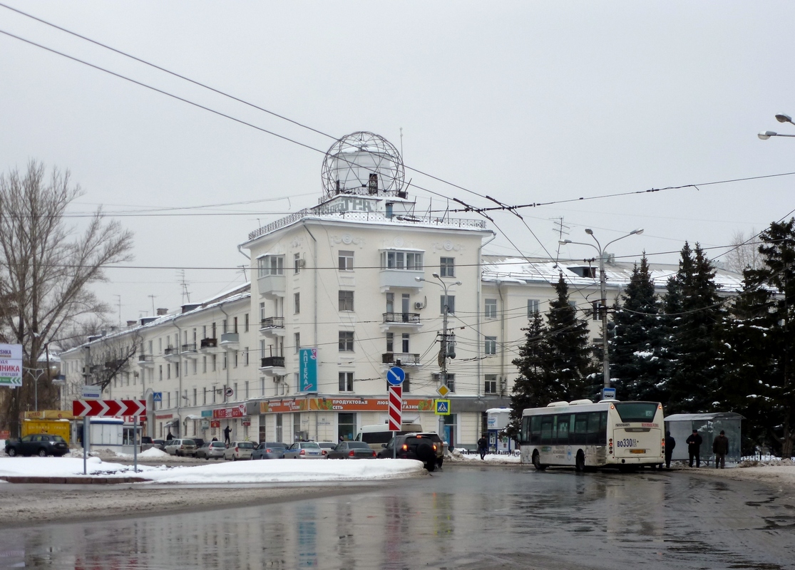Самара, Проспект Металлургов, 77 / улица марии авейде, 31