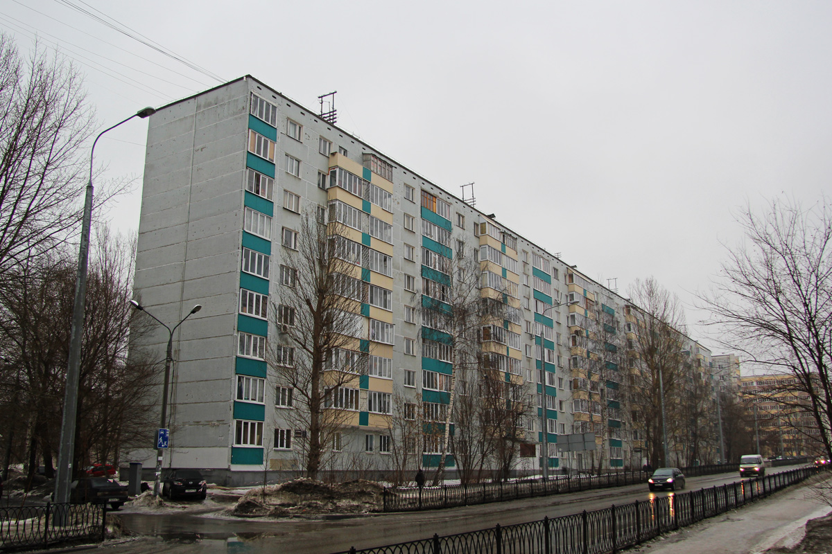 Kazan, Улица Сыртлановой, 1