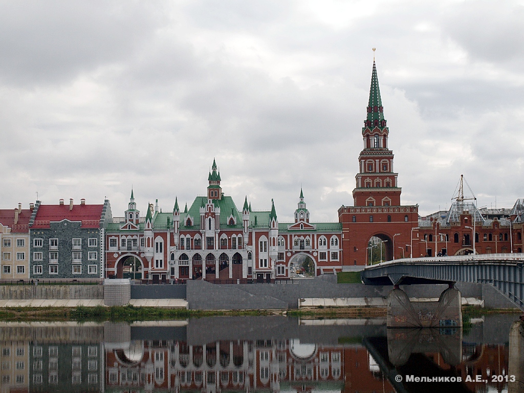 Йошкар-Ола, Набережная Брюгге, 5; Набережная Брюгге, 6