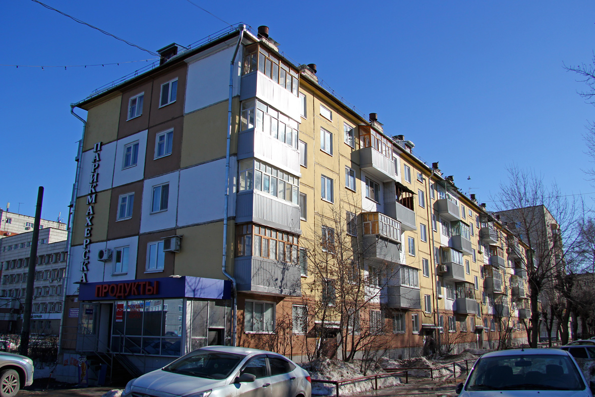 Kasan, Улица Восстания, 1 / Улица Короленко, 79