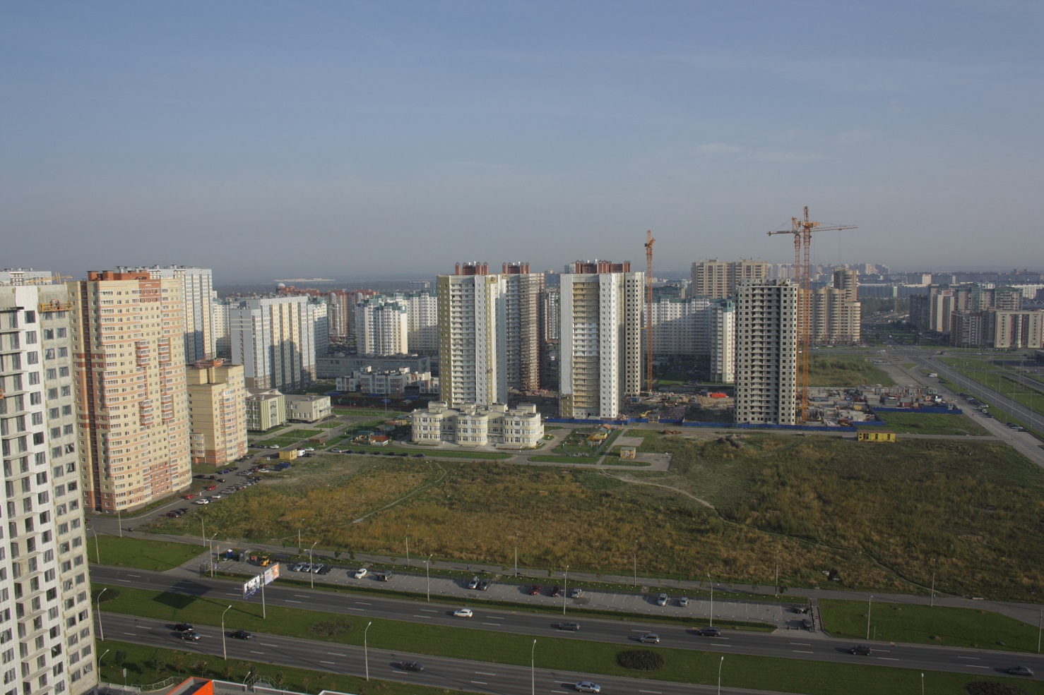Санкт-Петербург, Улица Оптиков, 33 корп. 1; Улица Оптиков, 31 корп. 1; Улица Оптиков, 31 корп. 2