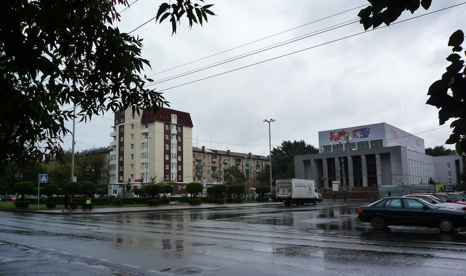 Караганда, Бульвар Мира, 19; Бульвар Мира, 19/1; Бульвар Мира, 21; Бульвар Мира, 21/2