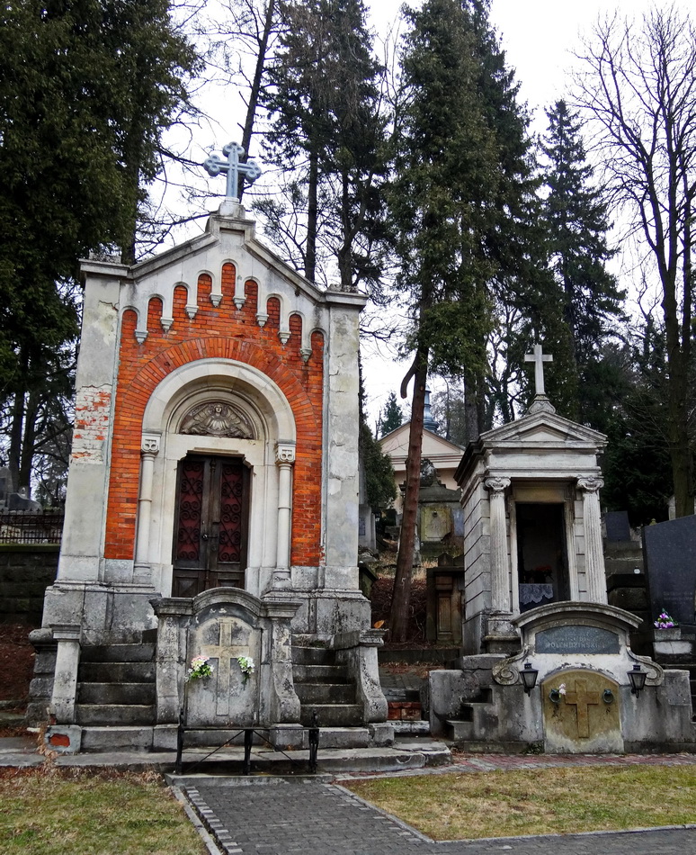 Львов, Улица Мечникова, 33; Улица Мечникова, 33