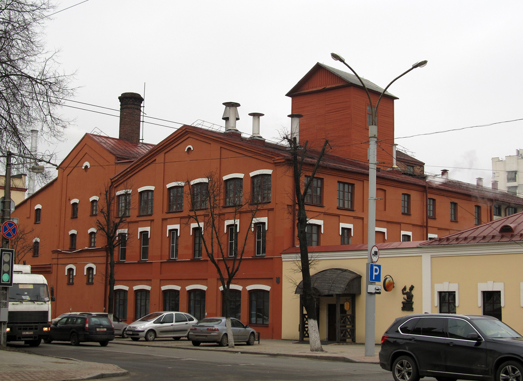 Минск, Улица Киселёва, 30 / Улица Максима Богдановича, 39