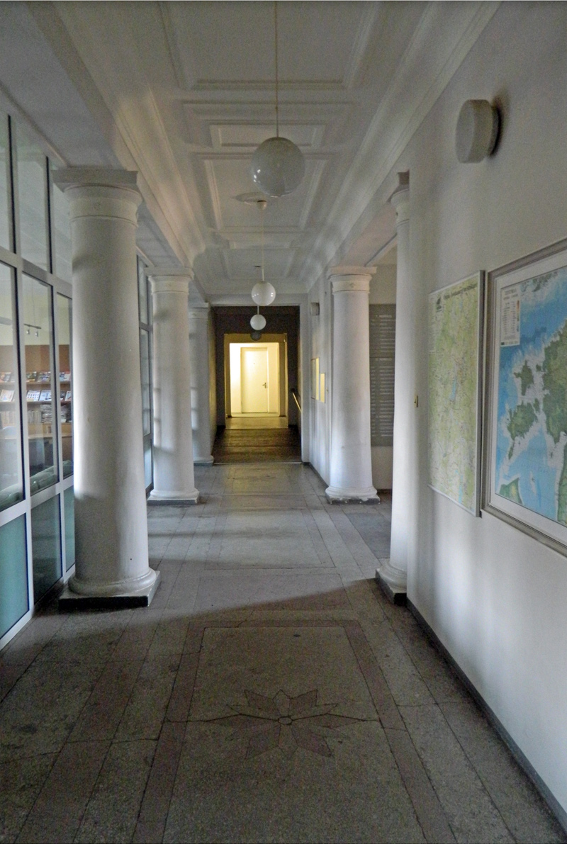 Отепя, Lipuväljak, 13