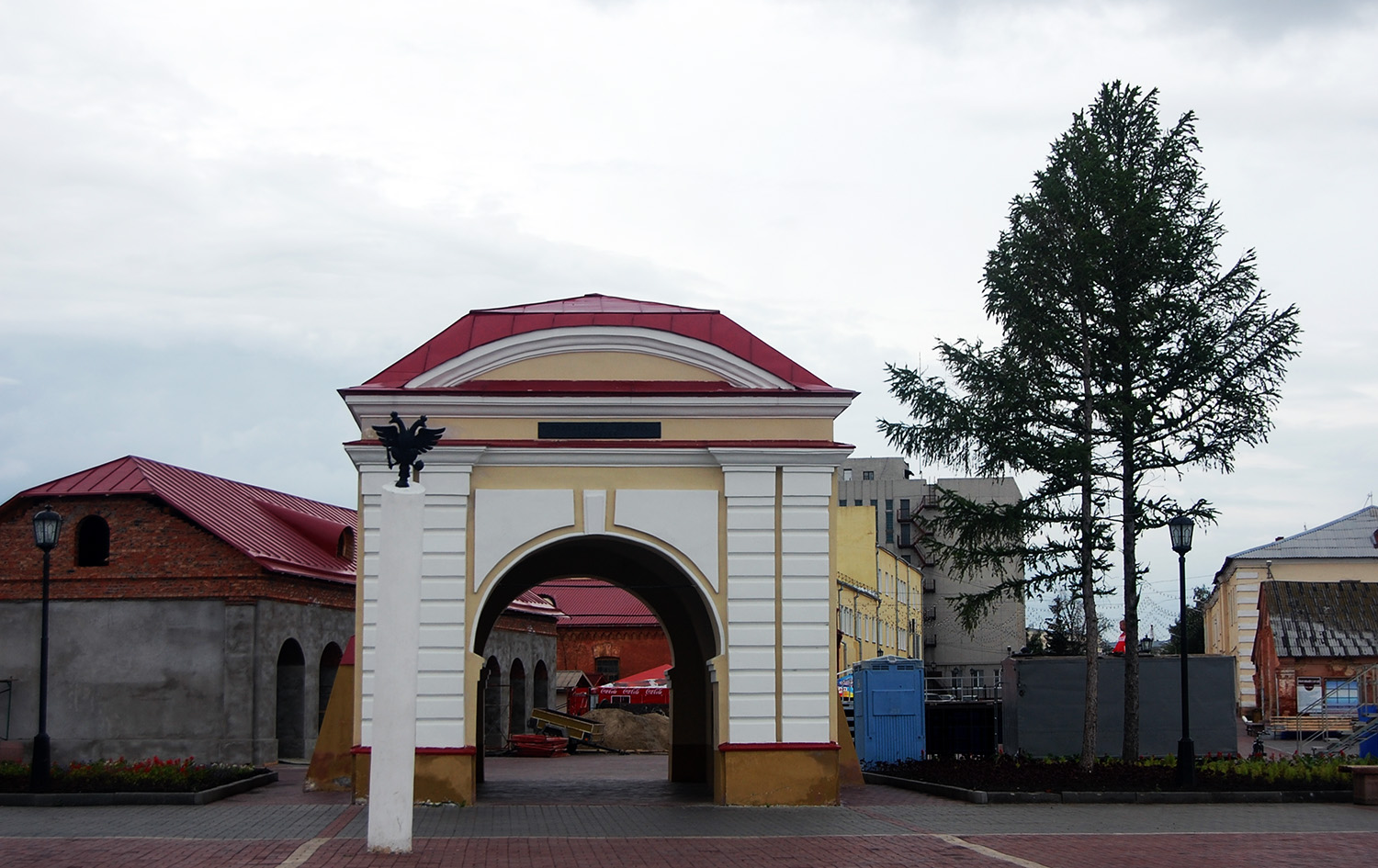 Омск, Партизанская улица, 5А Тобольские ворота