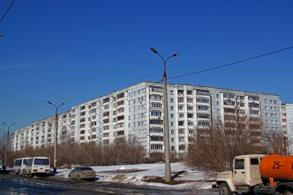 Kazan, Улица Сафиуллина, 17