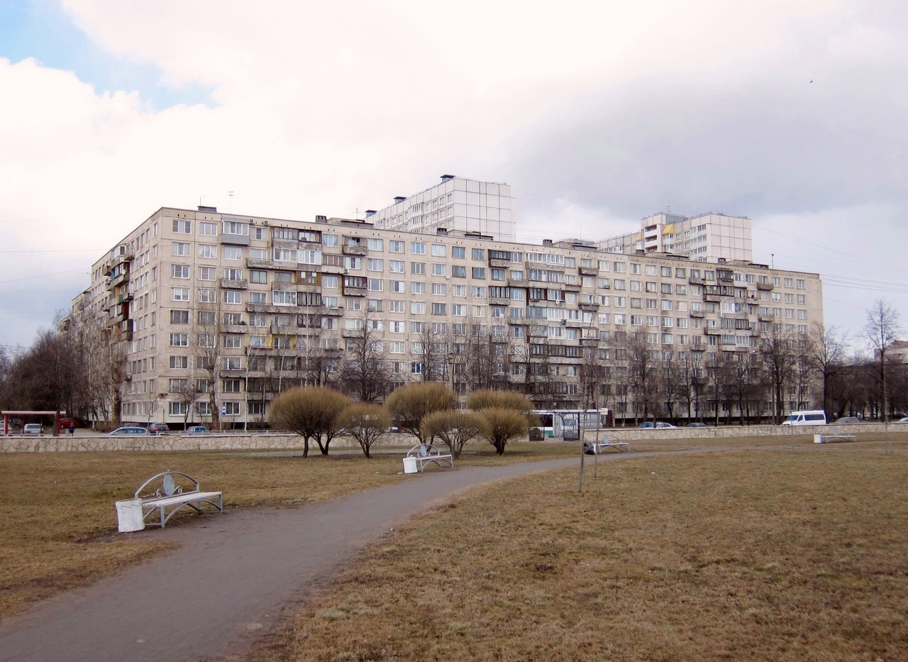 Санкт-Петербург, Дальневосточный проспект, 46 / Улица Тельмана, 28