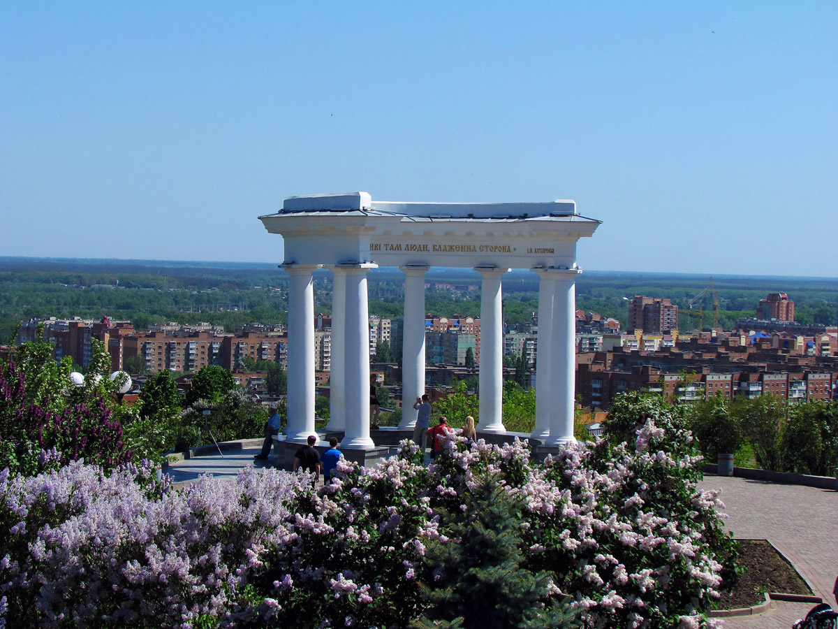 Полтава, Соборная площадь